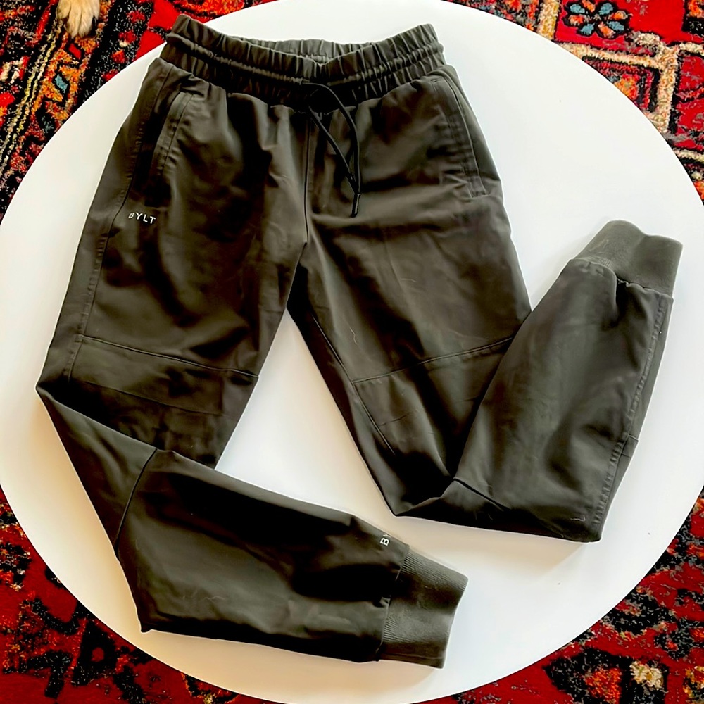 BYLT basic women’s elite+ joggers green excellent condition
